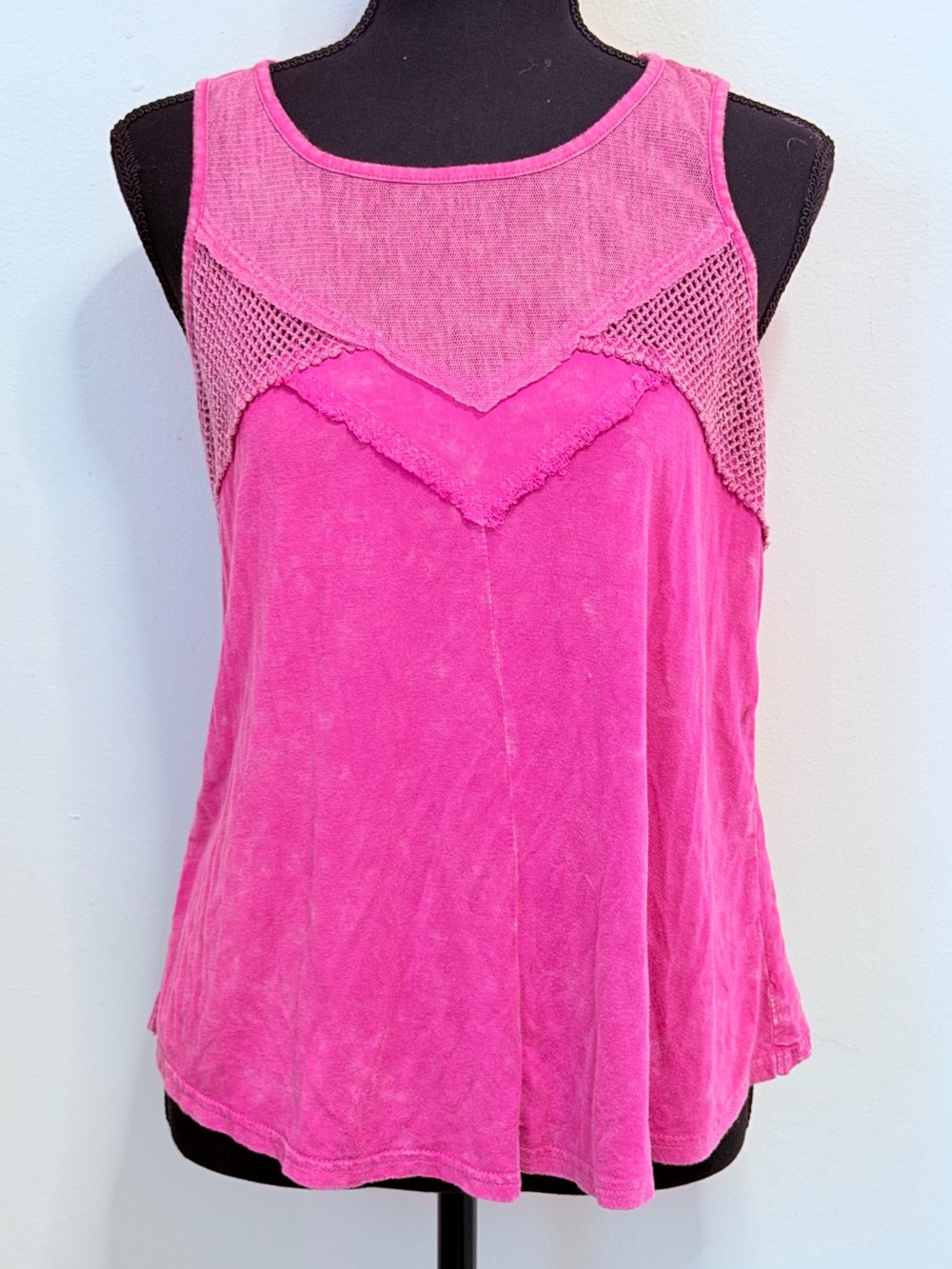 BKE Women’s Pink/Purple Sleeveless Mesh Yoke Tank Top XS